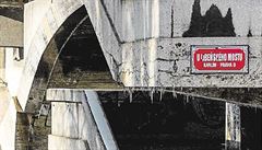 Dilema na Libeskm most: chtrajc pamtka zaslou zchranu