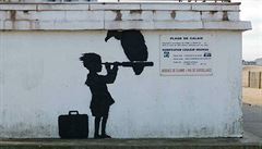 Banksy ji nkolikrát za poslední dobu upozoroval na situaci v uprchlickém...
