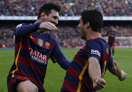 Lionel Messi (vlevo) konečně ovládl anketu o Hráče měsíce ve Španělsku.
