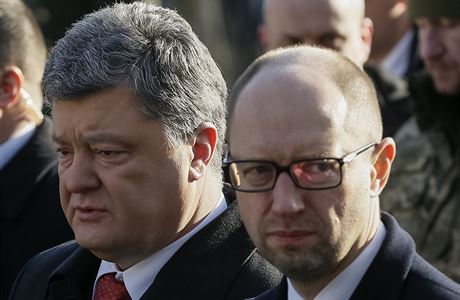 Prezident Poroenko a premir Jaceuk v Kyjev.