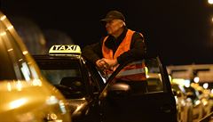 Protestní akci svolala Asociace koncesioná v taxislub (AKT), která loni o...