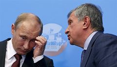 Číňané si myslí na klenot Kremlu. Chtějí koupit podíl v ropném obru Rosněft