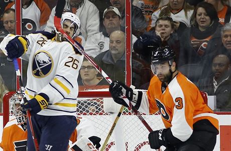 Radko Gudas proti Buffalu ádil.