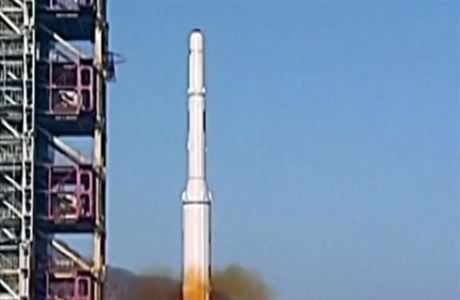 Start balistické severokorejské rakety.