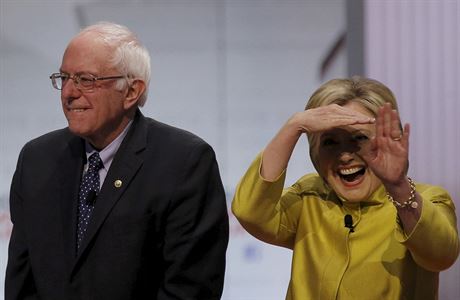 Bernie Sanders a Hillary Clinton.