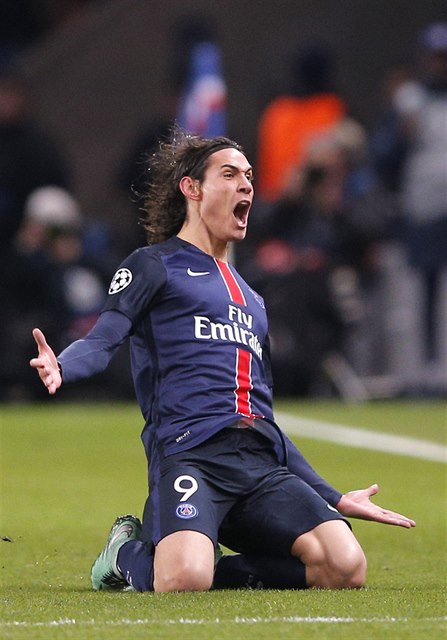 Edinson Cavani se raduje z vítězného gólu Paris Saint Germain