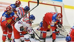 Hokejové utkání seriálu Euro Hockey Tour: R - Rusko, 11. února v Tinci. Luká...