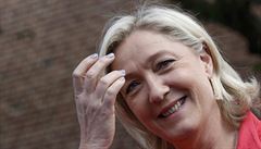 Francouzsk politika Le Penov pijede v dubnu do Prahy 