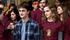 Harry Potter slav tictku v Doupti mslovm lekem a ohnivou whisky