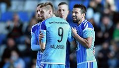 Milan Baroš (vpravo) se raduje z gólu s Janem Kalabiškou a Jiřím Fleišmanem | na serveru Lidovky.cz | aktuální zprávy