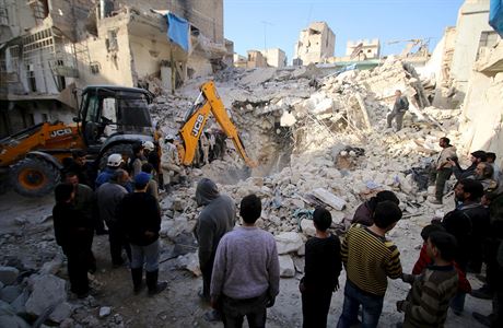 Následky nálet provládních sil poblí Aleppa.