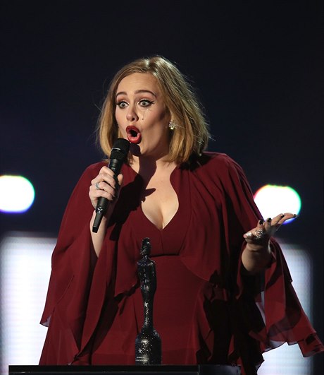 Adele na Brit Awards 2016.