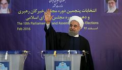 Íránský prezident Hassan Rouhani ve volební místnosti. | na serveru Lidovky.cz | aktuální zprávy