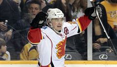 Jií Hudler v dresu Calgary.