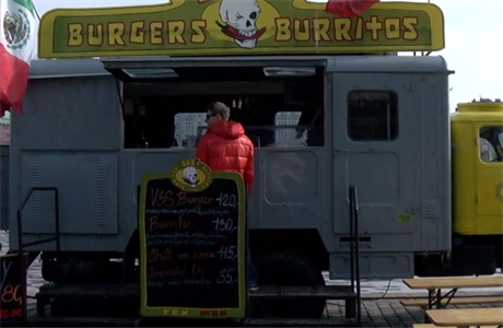 Burgery jako domianta food trucks.
