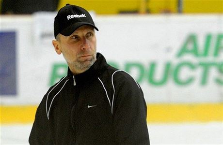 Hokejový trenér Miloslav Hoava.