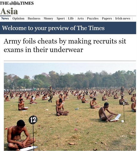 Indická armáda nechala rekruty psát zkouky ve spodním prádle