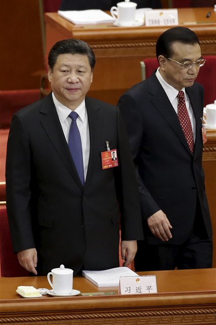 ínský prezident Si in-pching a premiérem Li Keqiangem.