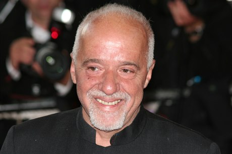 Brazilský spisovatel Paulo Coelho.