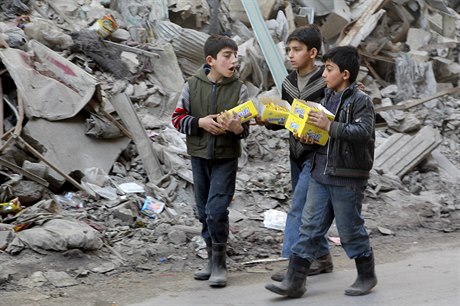 Děti v ulicích Aleppa.