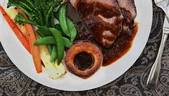 Tradi�ní pokrm Sunday Roast jako souzn�ní chutí