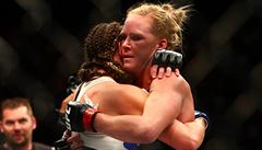 MMA: UFC 196 - Holly Holmová vs Miesha Tateová