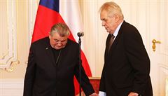 Dominik kardinál Duka a prezident Milo Zeman.