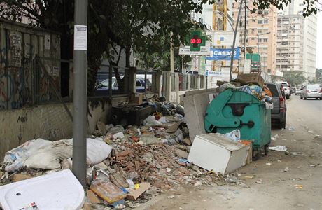 Odpadky v ulicch msta