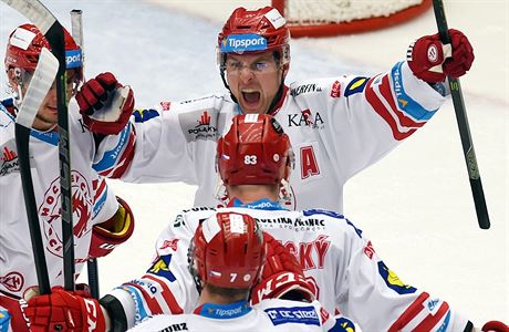 tvrt utkn pedkola play off hokejov extraligy: HC Oceli Tinec - PSG...