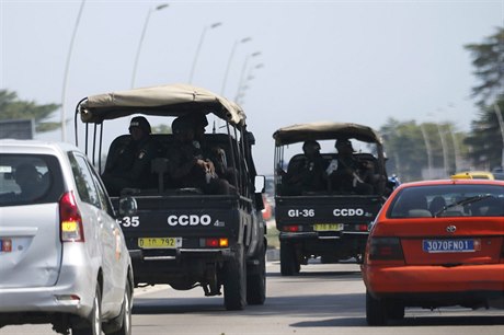 Zásahové jednotky míí k letovisku Grand-Bassam na Pobeí Slonoviny