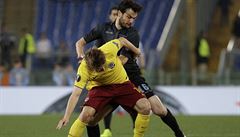 Lazio ím vs. AC Sparta Praha (Parolo bojuje o mí s Frýdkem).