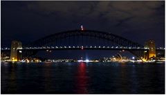 Pístavní most a Opera v Sydney bhem Hodiny Zem