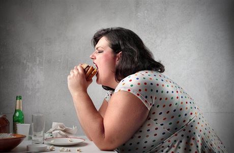 Evropa tloustne, nadvhu i obezitu m pes polovina dosplch.