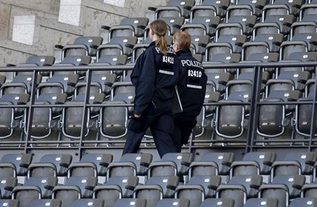 Stadion proel jet ped pchodem divk dkladnmi prohldkami.