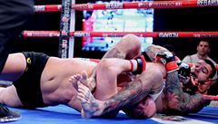 Heroes Gate 16 - zápas MMA Eldar Yakuza Rafigajev vs. Dritan Barjamaj (erné...