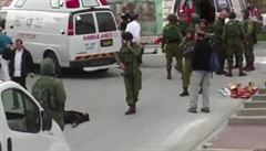 Izraelský voják zastelil zranného Palestince.