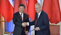 Zeman se zasazuje o bezvízový styk s Čínou, chce podpořit turismus