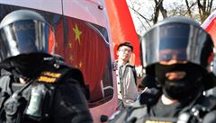 Čínský prezident v Praze? Krnáčová povolila policii zavřít jakékoli komunikace