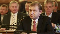 Novým �éfem poslaneckého klubu sociální demokracie se podle o�ekávání stal...