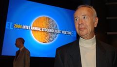 Zemel zakladatel Intelu Andy Grove. Stvoil imprium mikroprocesor
