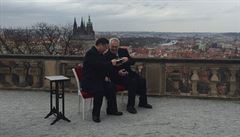 eský prezident Milo Zeman se na terase Strahovského klátera rozlouil se...