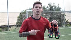 Messi rozzuřil Egypťany. Věnoval na charitu kopačky. Arabové to berou jako urážku