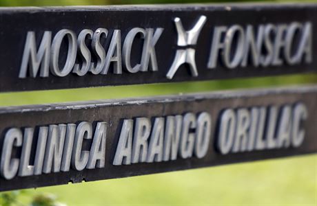 Logo spolenosti Mossack Fonseca, protagonistky dosud nejvtího úniku tajných...