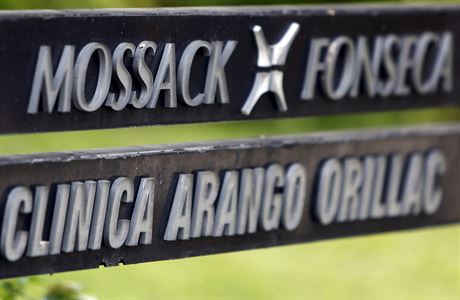 Logo spole�nosti Mossack Fonseca, protagonistky dosud nejv�t��ho �niku tajn�ch...