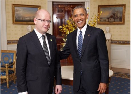 Bohuslav Sobotka se ve Washingtonu seel s Barackem Obamou.
