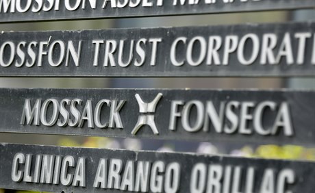 Logo společnosti Mossack Fonseca, předního světového hráče na poli offshorových...