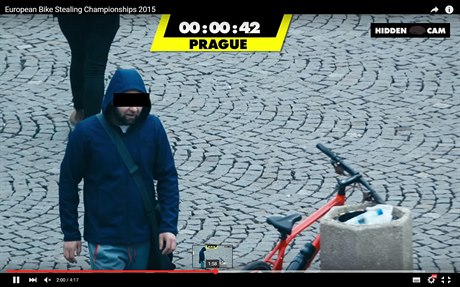 Reklamní snímek European Bike Stealing Championship 2015, který pro kodu Auto...