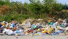 I kdy se situace s odpadky na Maledivách zlepuje, stále je teba poítat s...