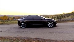 Spolenost Tesla Motors pedstavila Model 3. Zane jej ale prodávat a na konci...