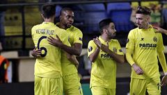Cedric Bakambu z Villarrealu oslavuje gól, který vstelil Spart.